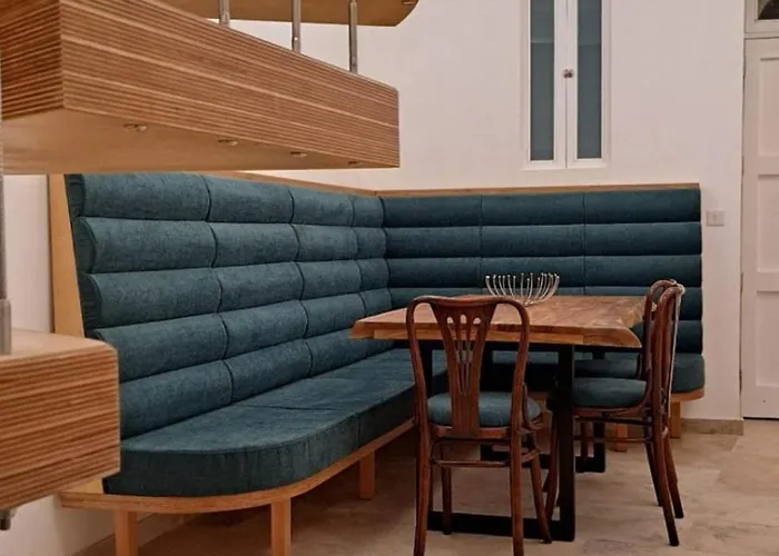 The Emerald Nook - Townhouse In *