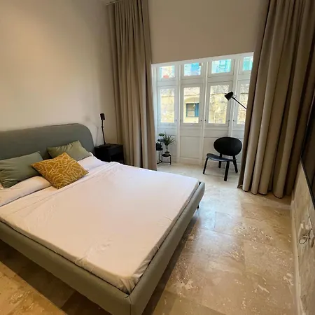 The Emerald Nook - Townhouse In *