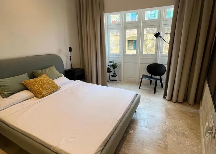 The Emerald Nook - Townhouse In *